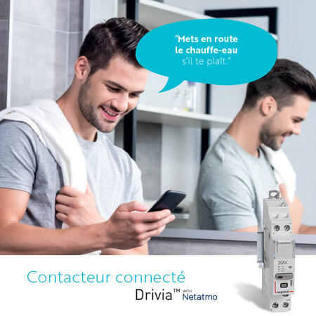 homme smartphone sdb contacteur 700x700