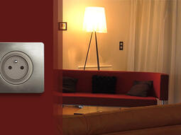 Installer une prise de courant connectée Céliane™ with Netatmo