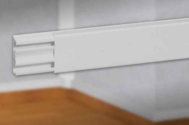 Moulures, goulottes, plinthes, câbles et gaines électriques