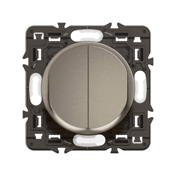 Double interrupteur ou va-et-vient lumineux 10A (voyant fourni) Céliane - Titanium avec support, à équiper d'une plaque