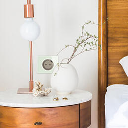 prise surface celiane usb type c verre opale blanc chambre lampe cuivre 350x350