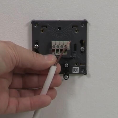 01 brancher sortie cable cwn mur 700x700