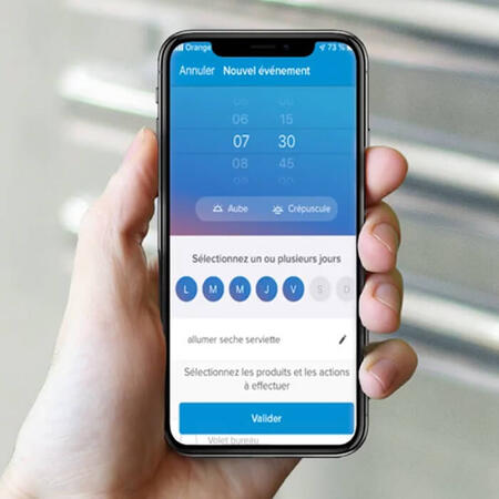 08 smartphone appli home control planning 700x700