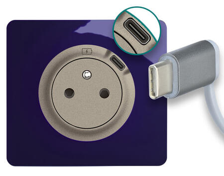 prise surface celiane usb type c et connecteur 700x700