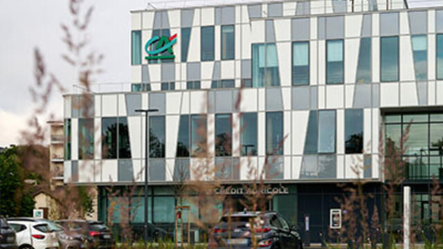 /sites/default/files/styles/640x360/public/credit agricol centre ouest facade 400x230 0