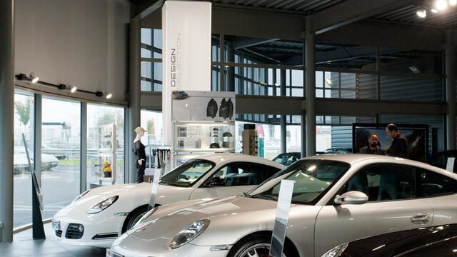 /sites/default/files/styles/640x360/public/pro solproj indus porsche cesson sevigne mobile med01