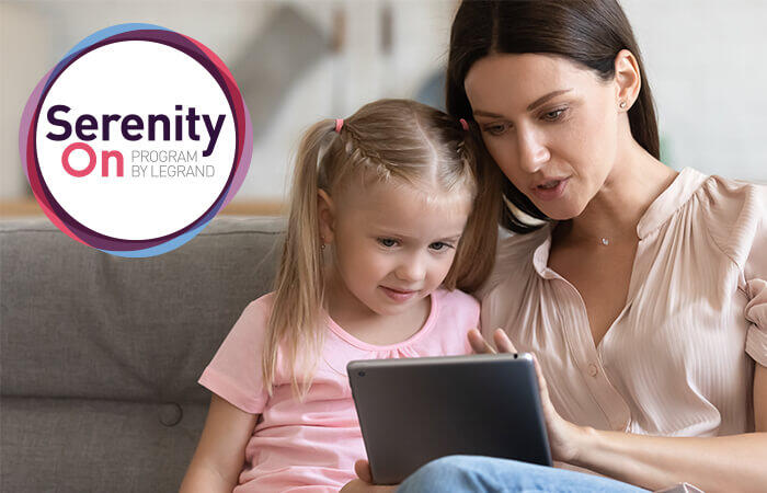 mere fille canape tablette logo serenity one 700x450